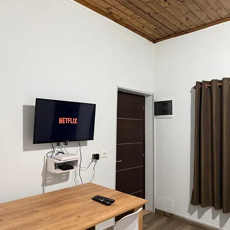 Selvia Center 3* Tirana